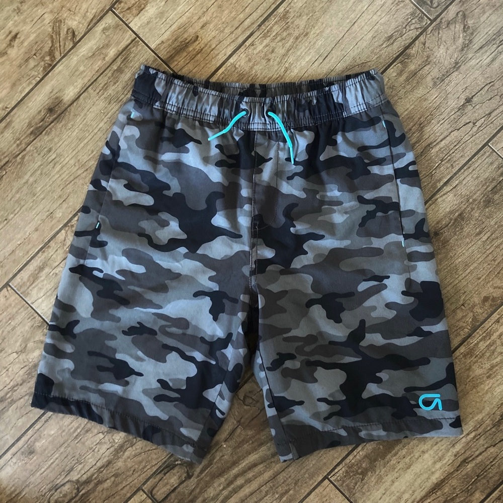 Boys GAP Kids Camo Swim shorts Large